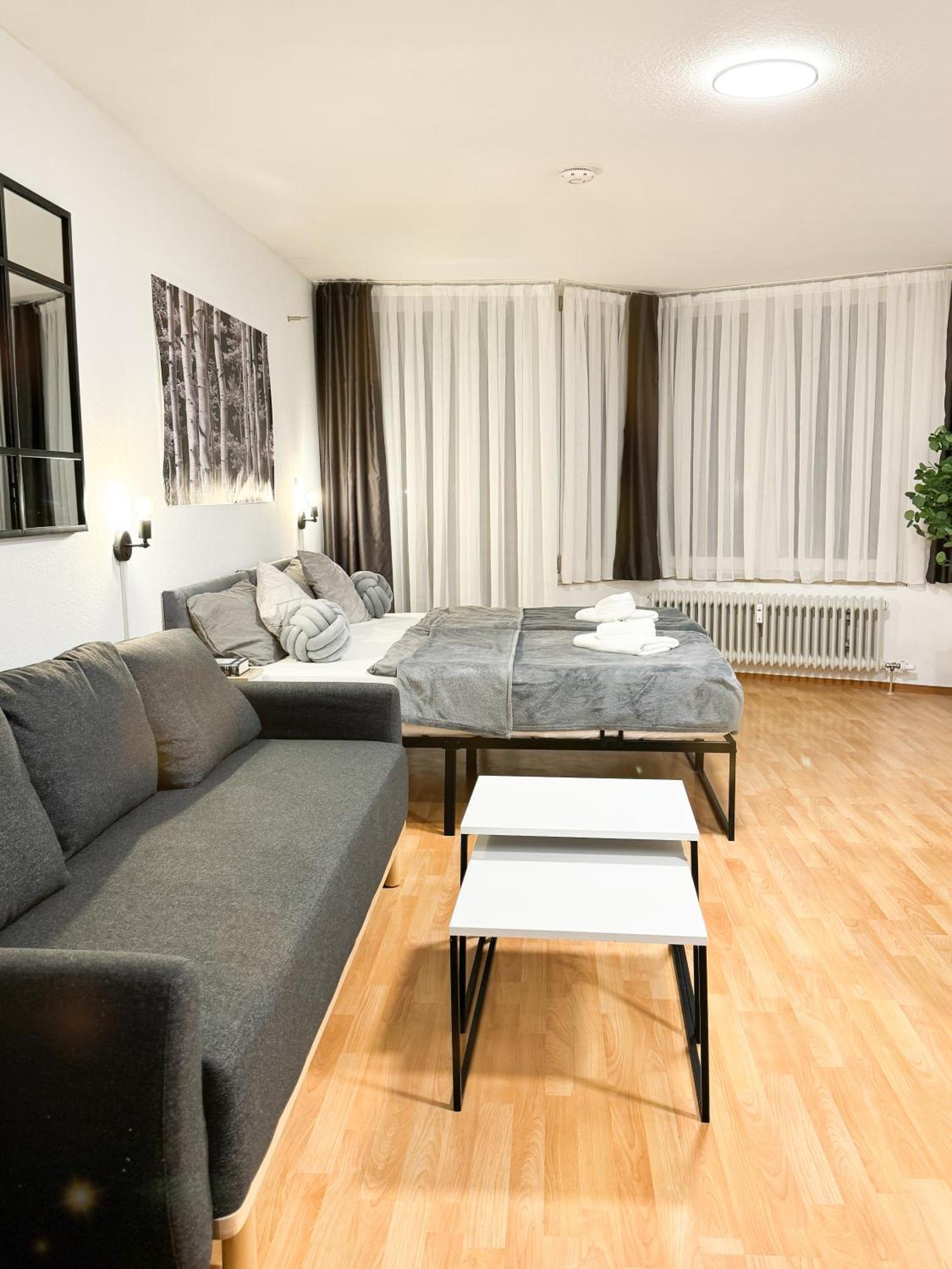 Modern Living In Karlsruhe - Frieden Apartments Exterior foto