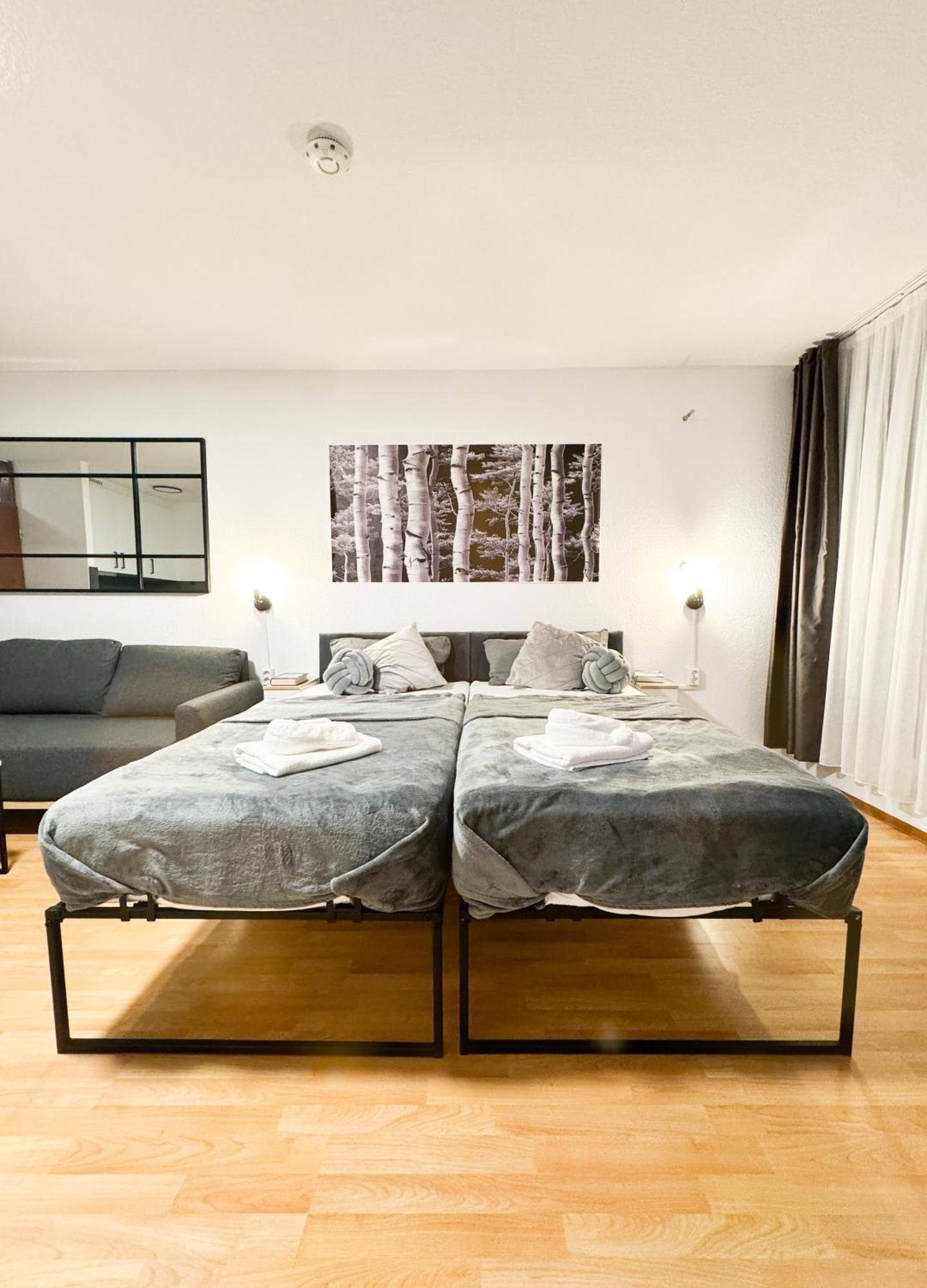 Modern Living In Karlsruhe - Frieden Apartments Exterior foto